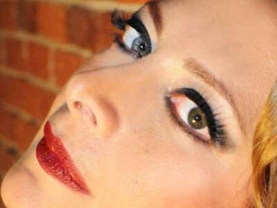 Της...κακομοίρας στο διαδίκτυο για την.....