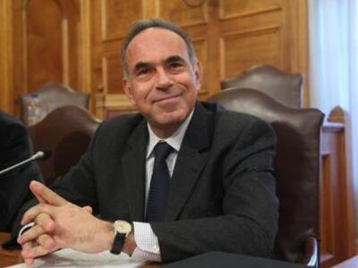 Αίρεται η επιστράτευση των καθηγητών, λέ...