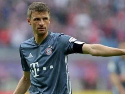 Φαν Χάαλ: «Λόγω της γυναίκας του δεν ήρθ...