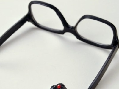 «Έξυπνα γυαλιά» για ηλικιωμένους εργαζόμ...