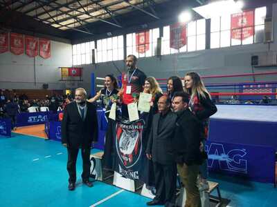 Πρωταθλήτρια και πολυνίκης Ελλάδας στις ...