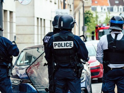 Σοκ στη Γαλλία: Μαθητής Λυκείου έσφαξε τ...