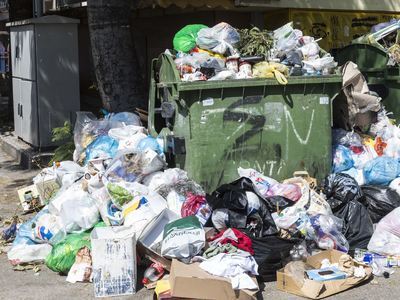 Κοινή δήλωση 4 συλλόγων της Πάτρας: Βρώμ...