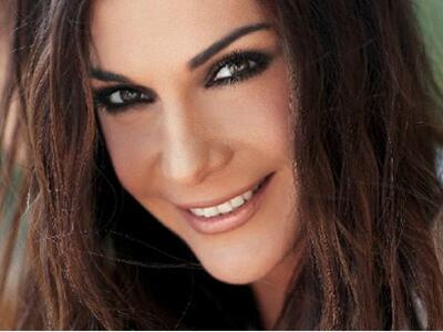 Βανδή: «Είμαι ακόμη ερωτευμένη με τον Ντέμη»