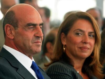 Απογοητευμένη και πληγωμένη από τον Καρα...