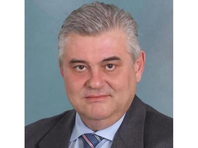 Ευχές στον Γιάννη Λαϊνιώτη  για την ονομ...