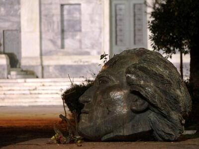 Σύμβολο του αγώνα για τη Δημοκρατία το Πολυτεχνείο