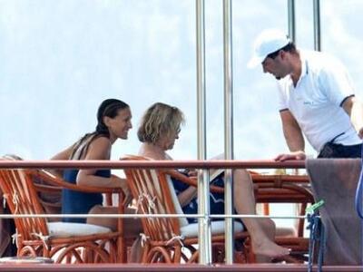 Με πολυτελές σκάφος στο Ιόνιο η πρωταγων...