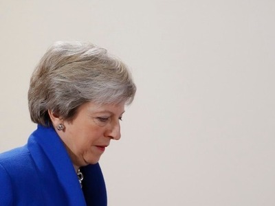 ΕΕ-Brexit: Ταπεινωτική αποτυχία θεωρείτα...