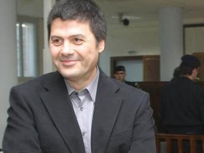 Πολιτική η απόφαση του Χριστόδουλου Ξηρο...