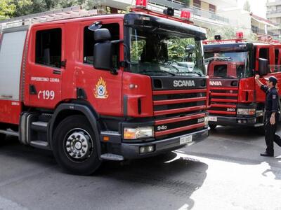 Πάτρα: Φωτιά σε ρολόι της ΔΕΗ στη Μαιζώνος