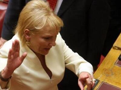 Με ποιους τα έχει πάρει στο κρανίο η Φωτ...