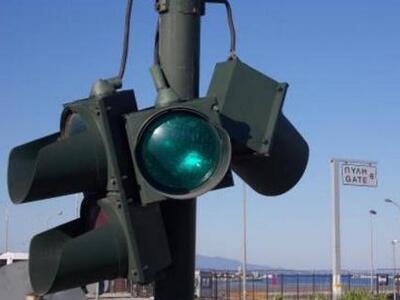 Πάτρα: Διασταύρωση... φόβος και τρόμος γ...