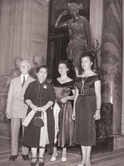 Η επί σειρά ετών διευθύντρια του Αρσακεί...