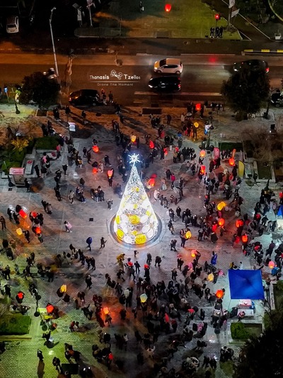 ΕΝΤΥΠΩΣΙΑΚΕΣ ΦΩΤΟ: Δείτε τι έγινε χθες το βράδυ στην Τριών Συμμάχων της Πάτρας