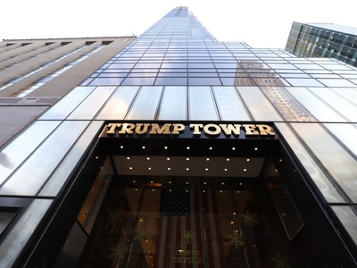 Η οικογένεια Τραμπ θα κατασκευάσει Trump...
