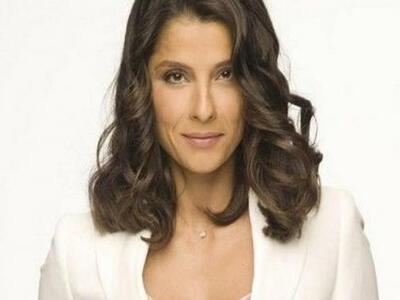 Αυτή είναι η γοητευτική αδερφή της Πόπης...