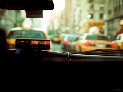 Τα ηλεκτροκίνητα ταξί θα κυκλοφορήσουν κ...