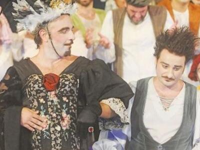 Στους Αριστοφανικούς "Βάτραχους&quo...