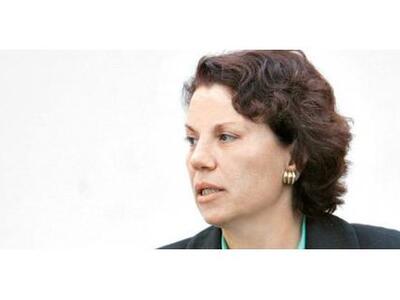 Αυτή είναι η γυναίκα που ανέλαβε τις έρε...