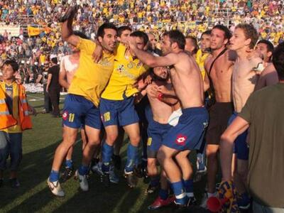 Αιτωλ/νια: Ολονύκτια πανηγύρια για το θρ...