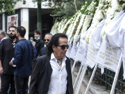 Το τελευταίο αντίο στον Ρόμπερτ Ουίλιαμς