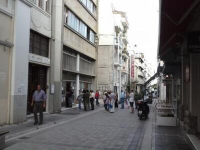 Πάτρα: "Ξεσκονίζουν" από σήμερ...