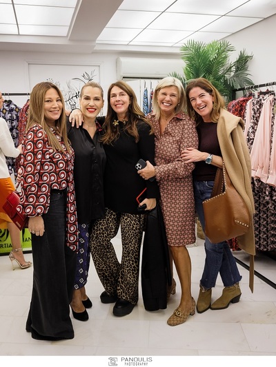 ΝΑΝΣΥ ΖΑΜΠΕΤΟΓΛΟΥ, ΤΖΕΝΗ ΜΠΟΤΣΗ, ΦΑΙΗ ΜΠ...