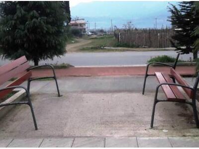Κάθισε στο παγκάκι και αυτοπυροβολήθηκε