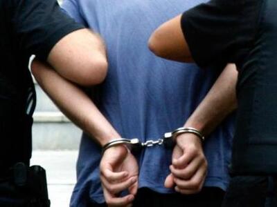 Ανδραβίδα: Τα έκανε γυαλιά - καρφιά μέσα...