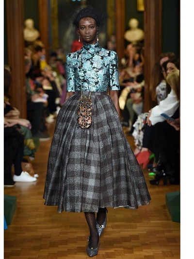 Erdem show fall 2019-2010