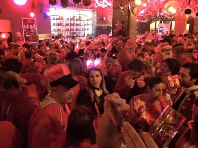 Κόκκινος στο otto