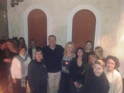 Βραδιά γυναικών οργάνωσαν φίλες του Βασί...