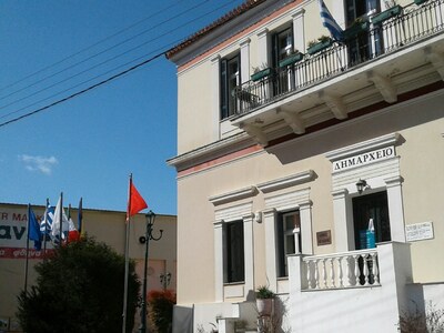 Αιγιάλεια: Οι παρατάξεις της αντιπολίτευ...