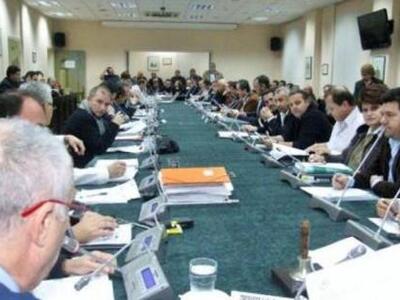 Πάτρα: Συνεδριάζει το Δημοτικό Συμβούλιο...