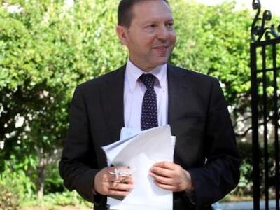 Συνάντηση Γ. Στουρνάρα με τους επικεφαλή...