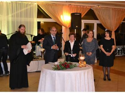 Πάτρα: Κέφι και χορός στην κοπή της Πρωτ...