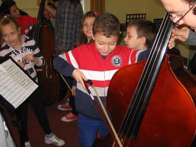 Πάτρα: Εκπαιδευτικές συναυλίες για τους ...