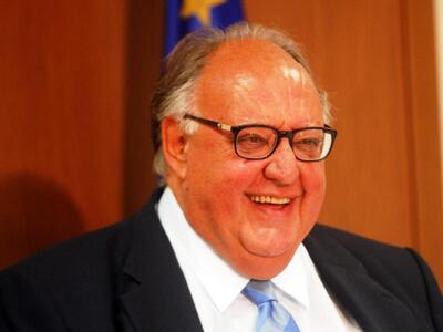 O Πάγκαλος σε κρίση αυτογνωσίας: Τον τελ...