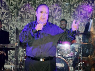 «Άγριες» περικοπές στο καστ του «50-50»