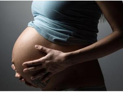 ΟΑΕΔ: Κόβουν το επίδομα μητρότητας