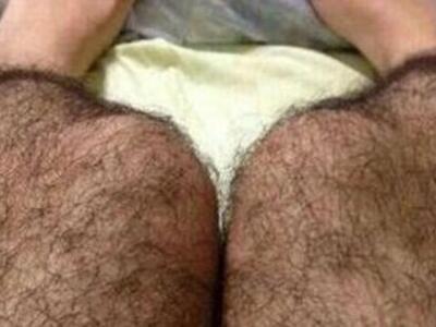 Τριχωτά “αντιδιαστροφικά καλσόν”: Η νέα μόδα * ;