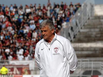 Ποδόσφαιρο: Ένα βήμα από την επιστροφή τ...