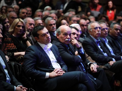 ΔΕΙΤΕΙ LIVΕ την ομιλία Τσίπρα για τη Συμ...