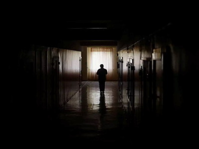 Ποια από τις πέντε αισθήσεις χάνεται μετ...