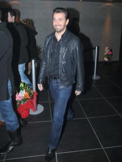 Θάνος Πετρέλης 