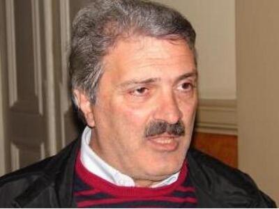 Δεμαρτίνος: Μικρόψυχη υπηρεσιακή  μετακί...