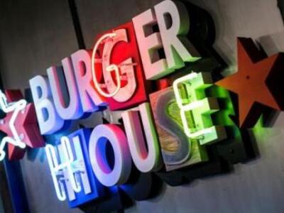 Goody’s Burger House Delivers @ Πάτρα!