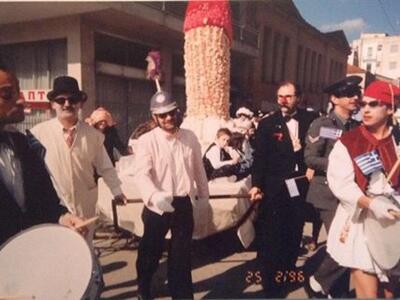 ΑΣΠΡΟ ΜΑΥΡΟ και το άρμα του