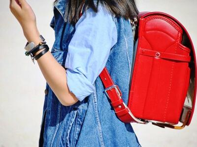 Ηλεία: Καταγγέλλει ότι άφησαν την κόρη τ...